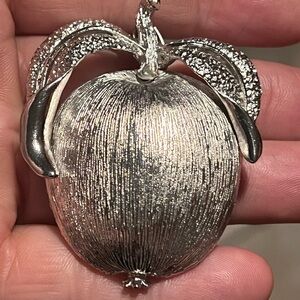 Sarah Coventry Adam’s Delight Silver Textured Apple Brooch